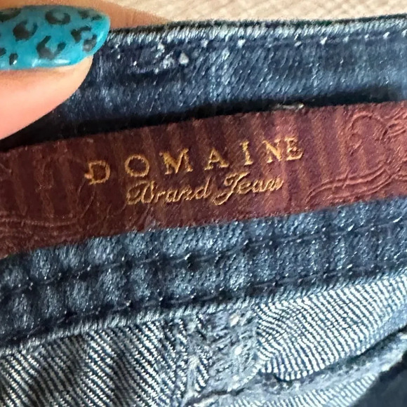 Domaine stretch blue jeans.  Size med - Picture 2 of 4